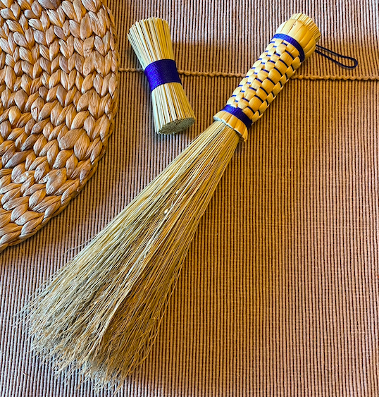 Hand Brushes & Brooms